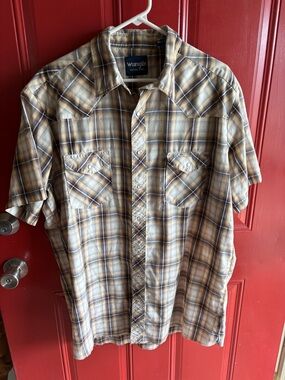 Vintage Wrangler Western Shirt Men's XLT Short-Sleeve Plaid Shirt W/ Pearl Snaps